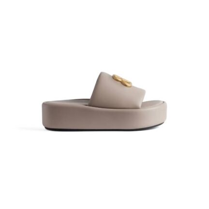 Women's Rise Sandal in Beige