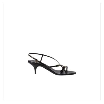 Patent leather sandals with buckles