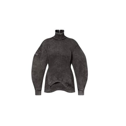 Curve Hem Sweater