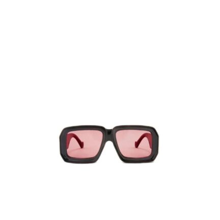 Paula's Ibiza dive in mask sunglasses