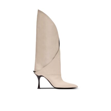 Twist heeled leather boots